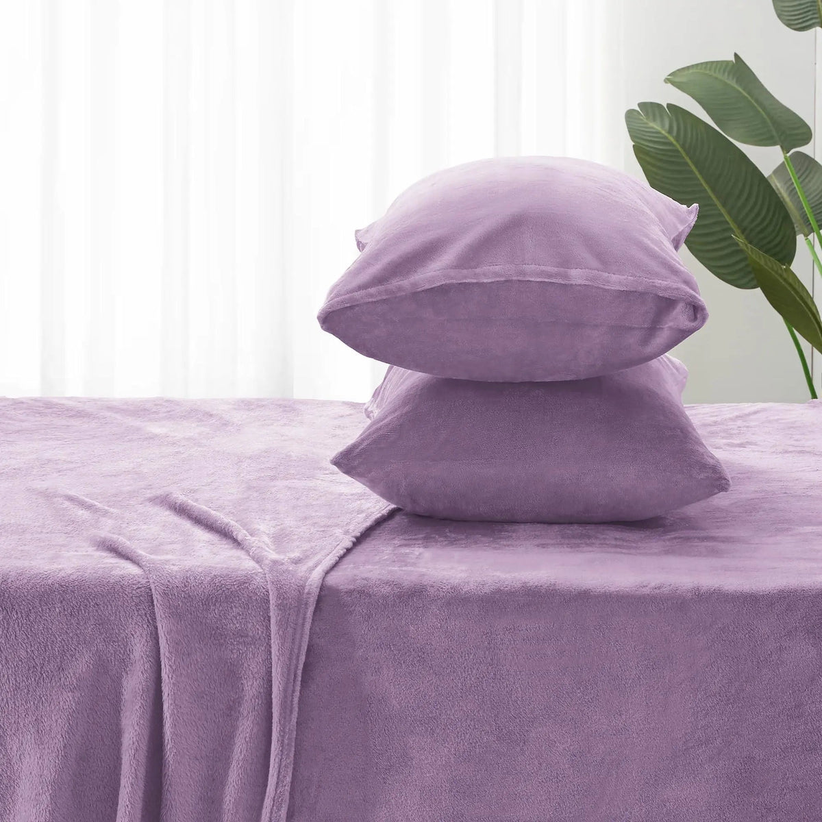 Linfoyer Flannel Fleece Bedding Set (Sheet & 2 Pillowcases)