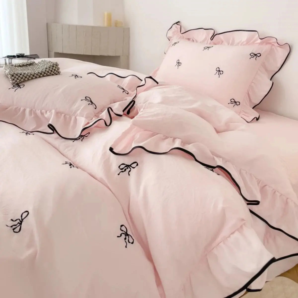 Linfoyer Ruffle Bow Duvet Cover Set (4 Pcs)