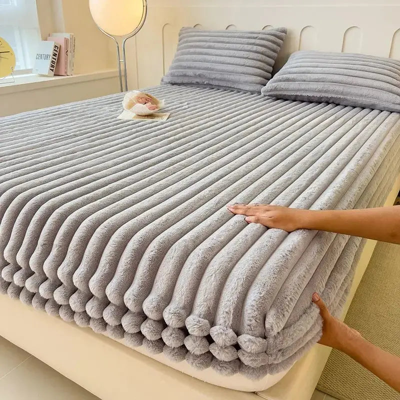 Linfoyer Luxury Faux Fur Bed Sheet