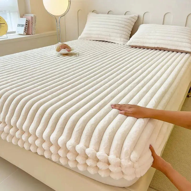 Linfoyer Luxury Faux Fur Bed Sheet