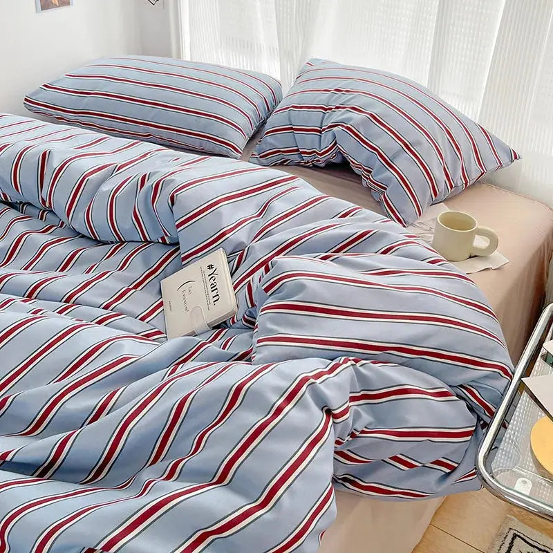 Linfoyer Striped Bedding Set (4 Pcs)