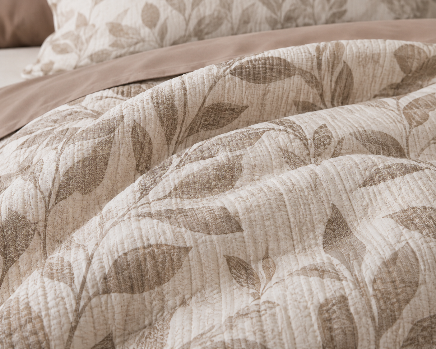 Linfoyer 4-Piece Floral Duvet Cover Set
