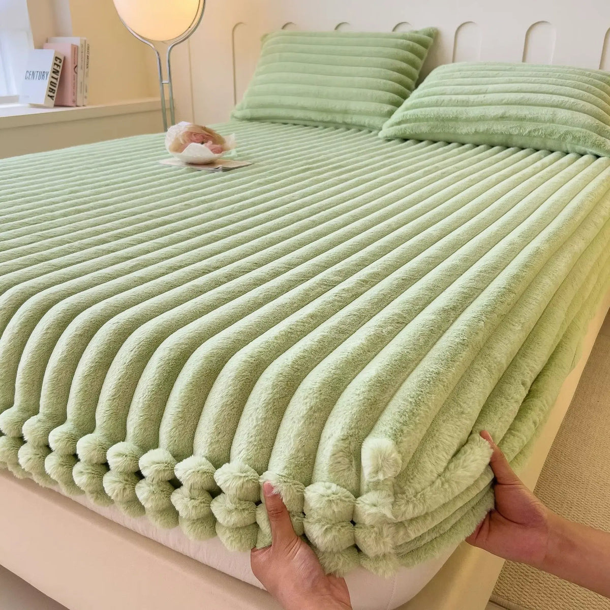 Linfoyer Luxury Faux Fur Bed Sheet