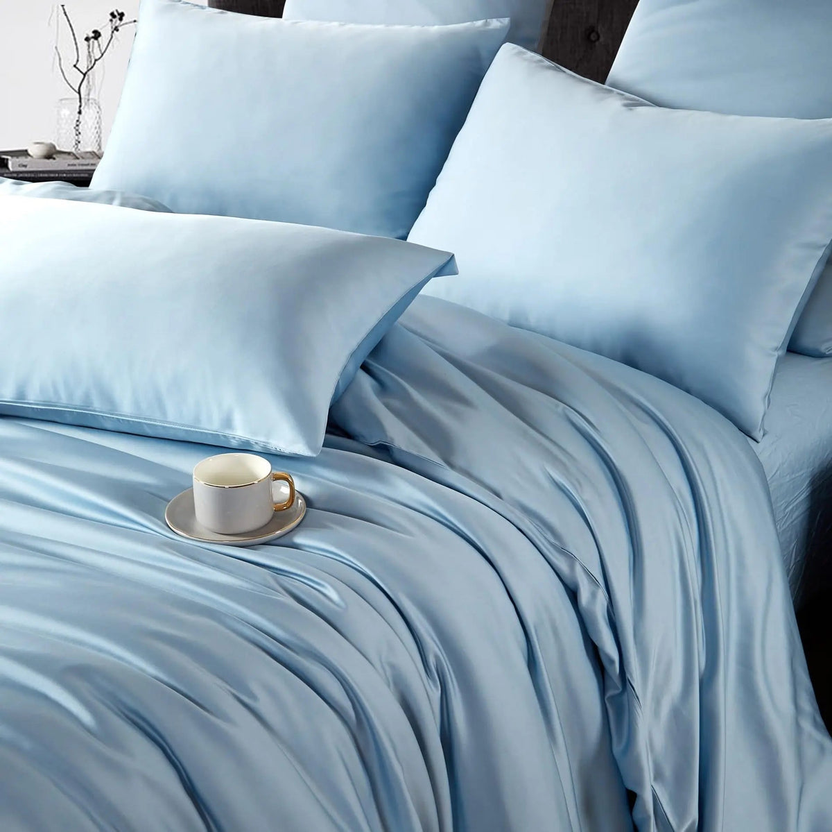 Linfoyer Summer Silky Cooling Duvet Cover Set (4 Pcs)