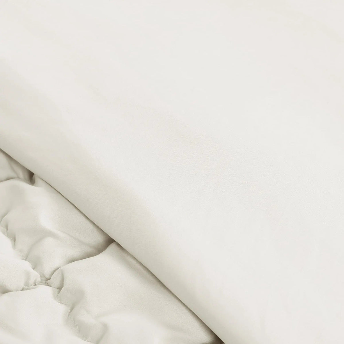 Linfoyer Plush Comforter Set