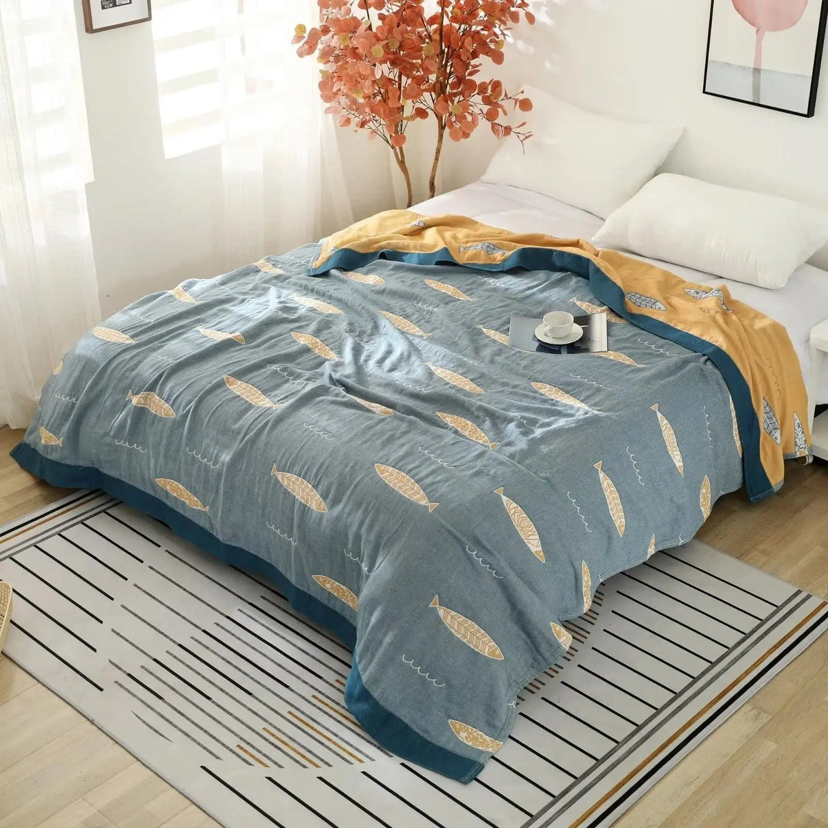 Linfoyer Fish Muslin Throw Blanket