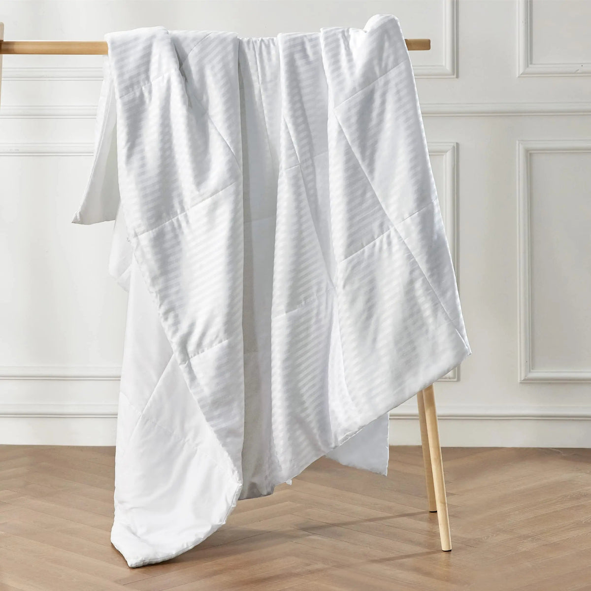 Linfoyer Lightweight Cooling Duvet Insert